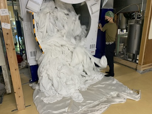 シーツ乾燥工程